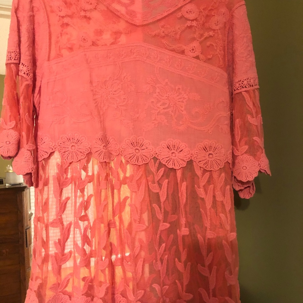 Ladies pullover blouse